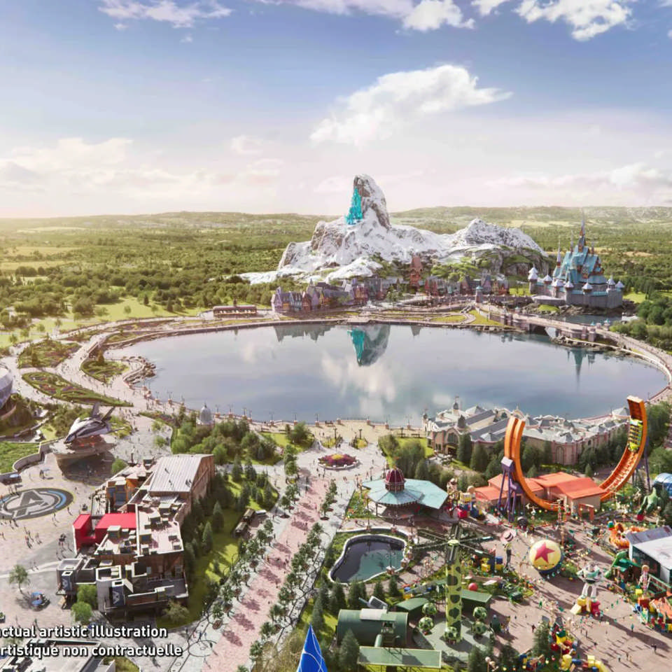 Overview of Disney Adventure World around Adventure Bay and Arendelle’s mountain.