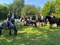 Instalaciones del Poney Club de la Île de loisirs d’Étampes.