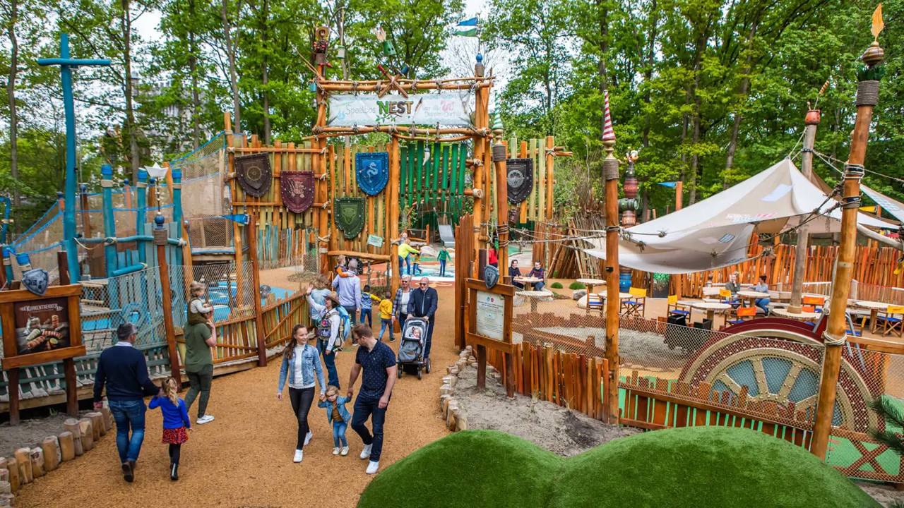 Nest! w parku Efteling.