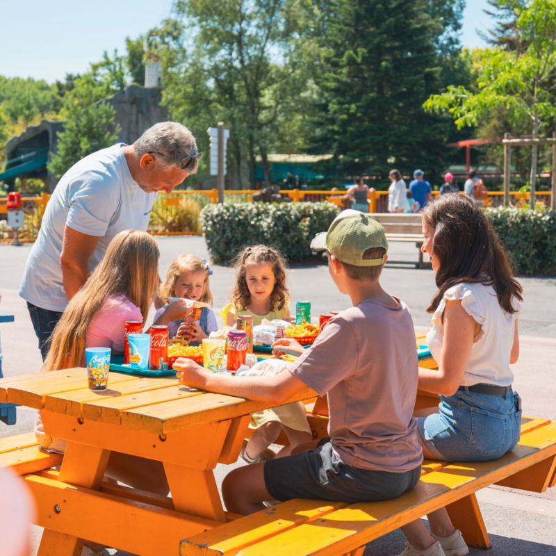 L'Aérogare en Parc Bagatelle.