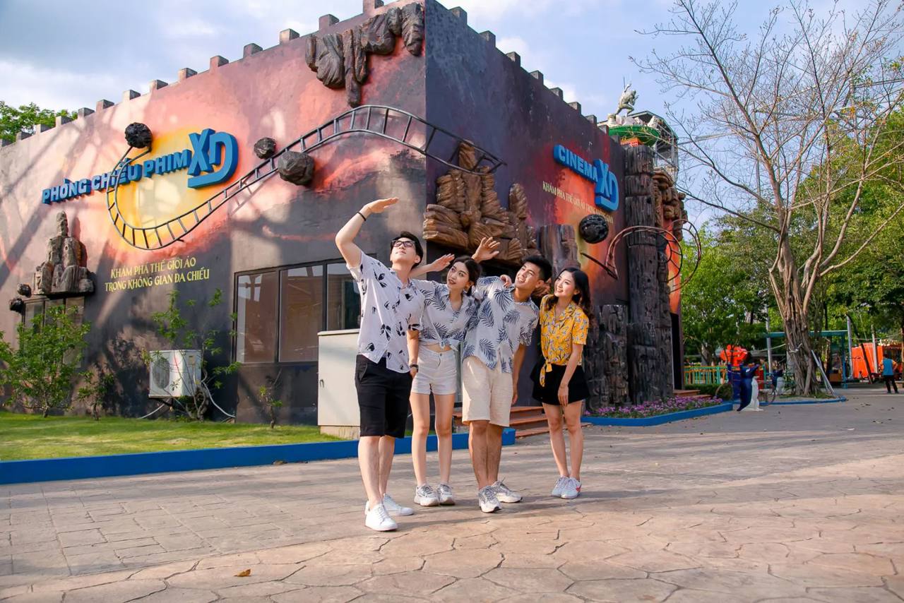 Widok na Rạp chiếu phim XD w Bao Son Paradise Park.