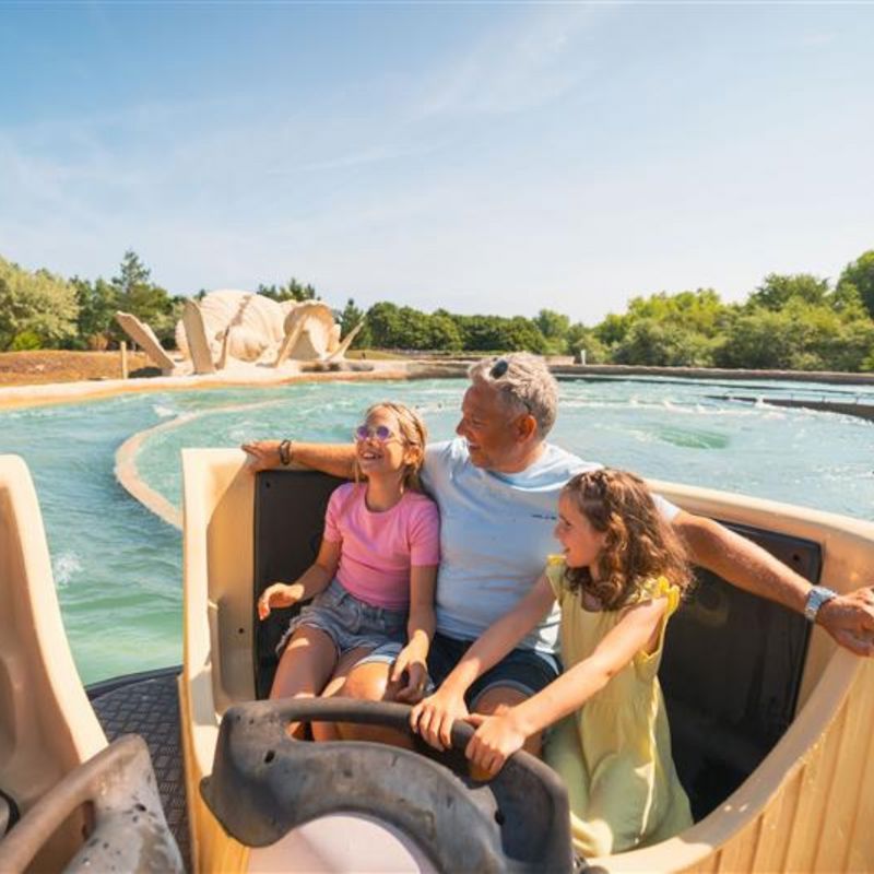 Le Raft w Parc Bagatelle.