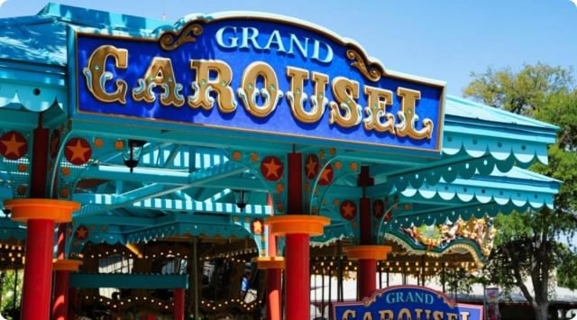 Grand Carousel