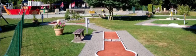 Mini-golf