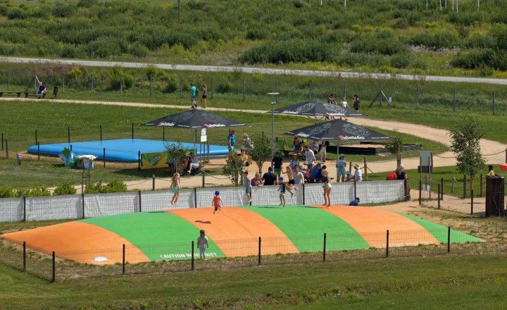 Vista de Inflatable jumping pillow no ABpark.