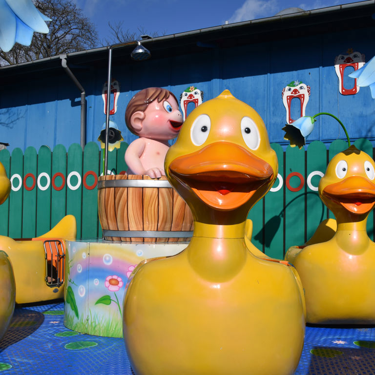 Offizielles Bild von Dizzy Ducks in Bakken.