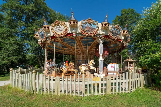 Les Chevaux de Bois