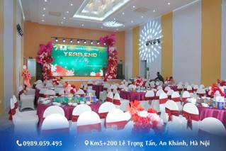 Widok na Bảo Sơn Center w Bao Son Paradise Park.