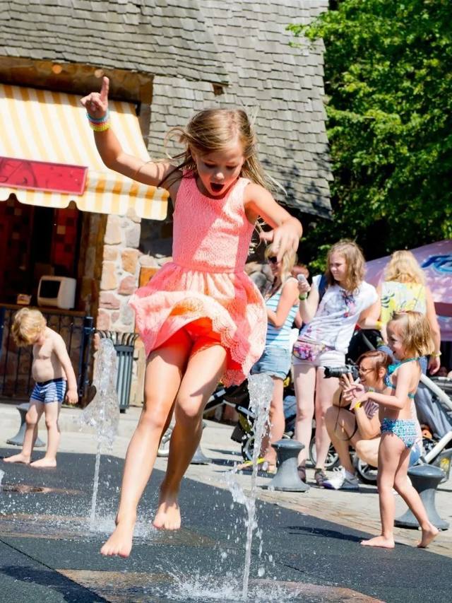 Dancing Fountains
