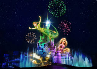 Peter Pan, Rapunzel and Disney characters in Disney Dreams above the Castle