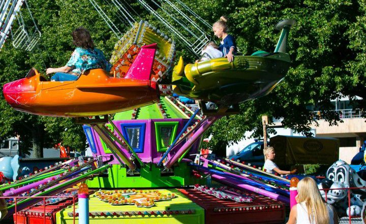 Vista de Airplane Carousel no ABpark.