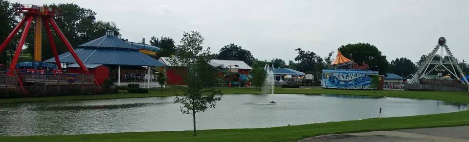Panoramic view of Beech Bend around the lake