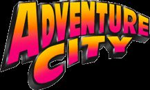 o logótipo colorido do Adventure City com letras vermelhas, laranja e amarelas
