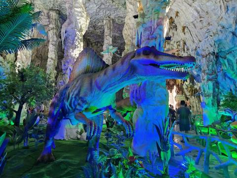 Królestwo Dinozaurów otwiera się w Akwarium