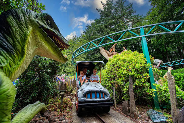 Dino’s Tour
