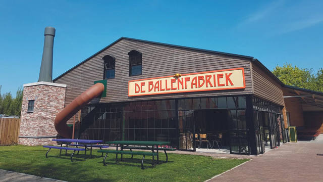 Ballenfabriek