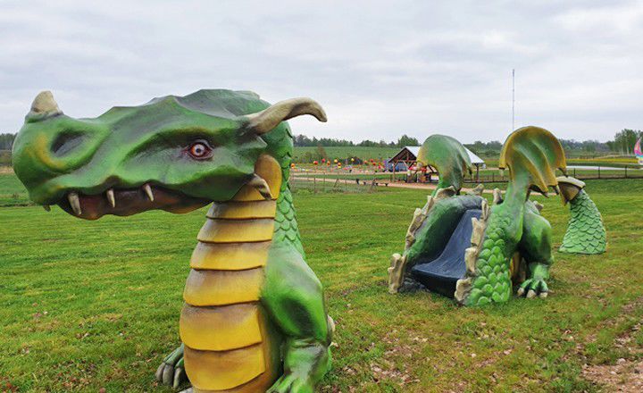 Vista di Yellow-green dragon ad ABpark.