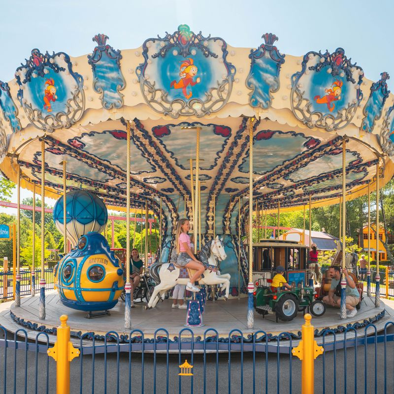 Le Carrousel en Parc Bagatelle.